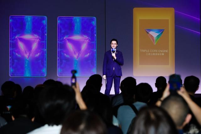 爱普生“三芯三色全彩引擎”开启家用投影新时代pg电子模拟器电脑版光影科技治愈“数字疲劳”(图5) 爱普生“三芯三色全彩引擎”开启家用投影新时代pg电子模拟器电脑版光影科技治愈“数字疲劳”(图5)